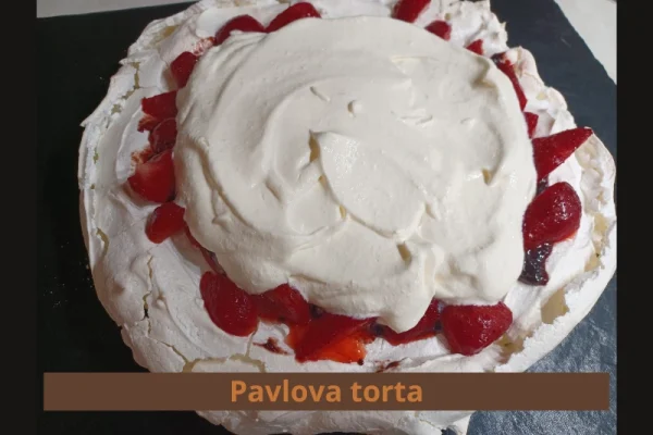 Pavlova torta
